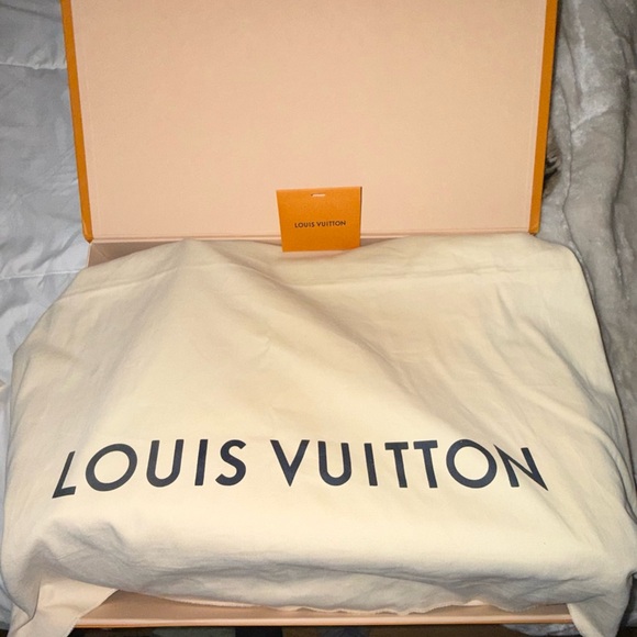 Louis Vuitton Monogram Neverfull GM - Picture 10 of 13